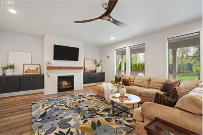 936 S 50th Ct, Ridgefield, WA 98642 - Photo 5