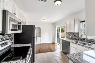 3420 SE 143rd Ave, Portland, OR 97236 - Photo 13