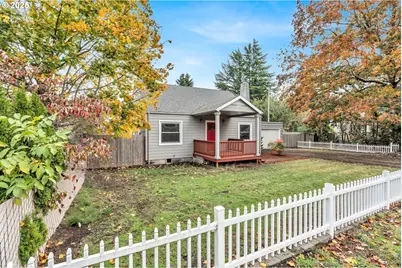 3420 SE 143rd Ave, Portland, OR 97236 - Photo 3