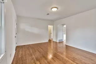 3420 SE 143rd Ave, Portland, OR 97236 - Photo 7