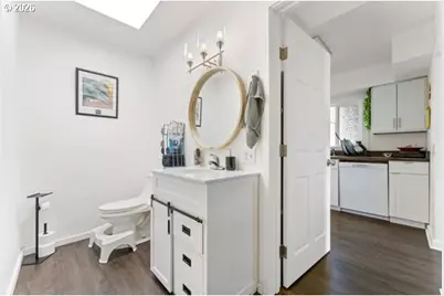 2686 12th St, Salem, OR 97302 - Photo 7