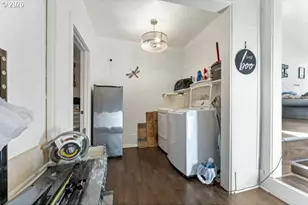 2686 12th St, Salem, OR 97302 - Photo 23