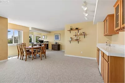 11904 SW Viewcrest Ct, Tigard, OR 97224 - Photo 33