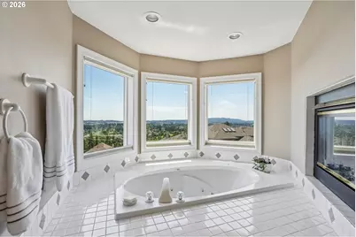 11904 SW Viewcrest Ct, Tigard, OR 97224 - Photo 27