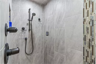 136 Zephyr Dr, Silver Lake, WA 98645 - Photo 15