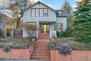 1706 Oak St, La Grande, OR 97850 - Photo 1