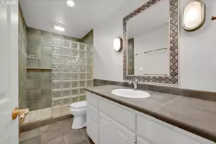 410 Spyglass Dr, Eugene, OR 97401 - Photo 29