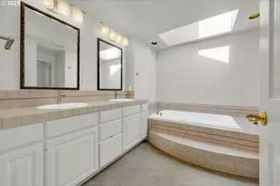 410 Spyglass Dr, Eugene, OR 97401 - Photo 21