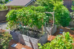 410 Spyglass Dr, Eugene, OR 97401 - Photo 37