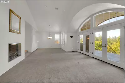 410 Spyglass Dr, Eugene, OR 97401 - Photo 15