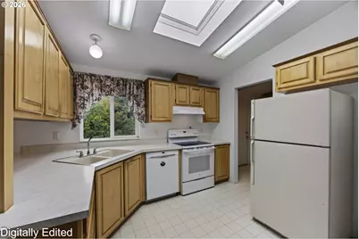 87540 Rhodowood Dr, Florence, OR 97439 - Photo 9