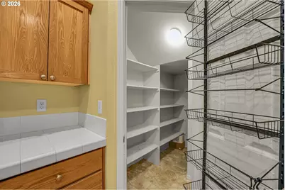 1198 SE Bacarra St, Hillsboro, OR 97123 - Photo 19
