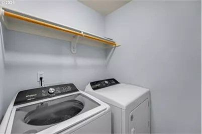 1198 SE Bacarra St, Hillsboro, OR 97123 - Photo 31