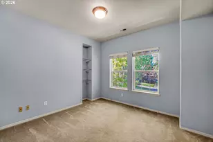 1198 SE Bacarra St, Hillsboro, OR 97123 - Photo 23