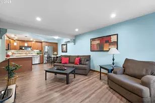 12065 SW King Arthur St, King City, OR 97224 - Photo 3