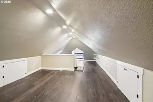 2451 SE Yamhill St, Portland, OR 97214 - Photo 35