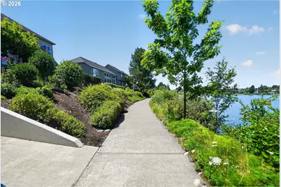 422 N Lakefair Cir, Keizer, OR 97303 - Photo 45