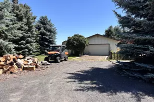 60035 Latigo Ln, Joseph, OR 97846 - Photo 3