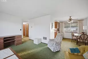 334 S Cascade Dr, Woodburn, OR 97071 - Photo 9