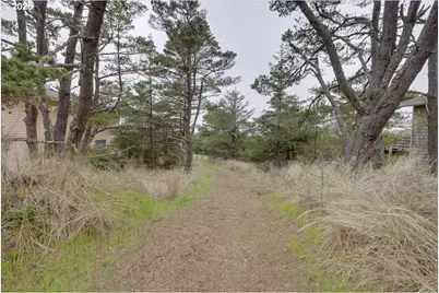 Nw Lotus Lake Dr #4, Waldport, OR 97394 - Photo 11