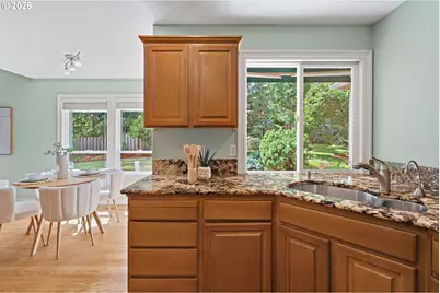 15331 SW Peachtree Dr, Portland, OR 97224 - Photo 13