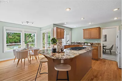 15331 SW Peachtree Dr, Portland, OR 97224 - Photo 11