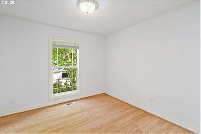 15331 SW Peachtree Dr, Portland, OR 97224 - Photo 35