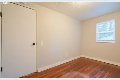 3915 I St, Vancouver, WA 98663 - Photo 7