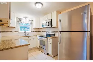 3915 I St, Vancouver, WA 98663 - Photo 9