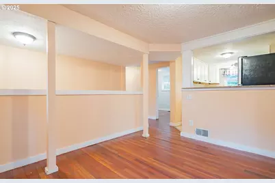 3915 I St, Vancouver, WA 98663 - Photo 5