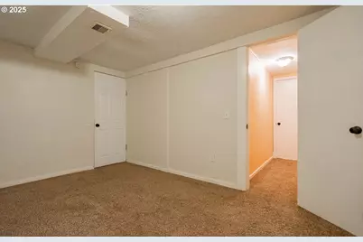 3915 I St, Vancouver, WA 98663 - Photo 15