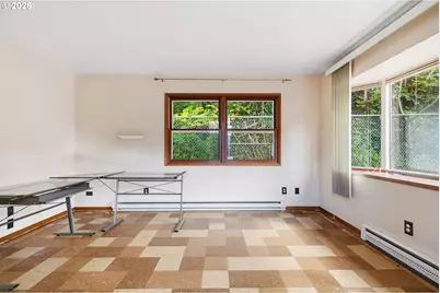 3711 NE 90th Ave, Portland, OR 97220 - Photo 9