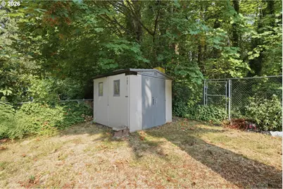 3711 NE 90th Ave, Portland, OR 97220 - Photo 17