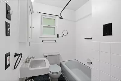 3711 NE 90th Ave, Portland, OR 97220 - Photo 15