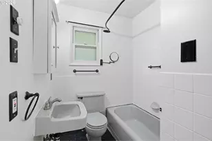 3711 NE 90th Ave, Portland, OR 97220 - Photo 15