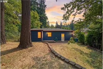 3711 NE 90th Ave, Portland, OR 97220 - Photo 3
