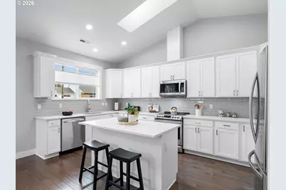 7071 NE 17th Ave, Portland, OR 97211 - Photo 9