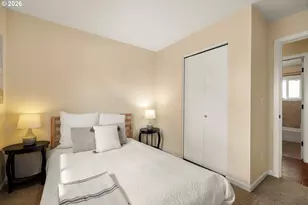 12619 NE Multnomah St, Portland, OR 97230 - Photo 17