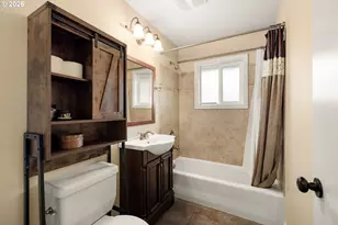 12619 NE Multnomah St, Portland, OR 97230 - Photo 19