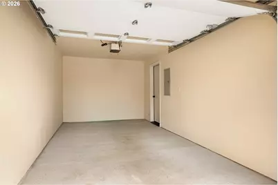 12619 NE Multnomah St, Portland, OR 97230 - Photo 21