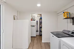 430 Division Ave, Drain, OR 97435 - Photo 37