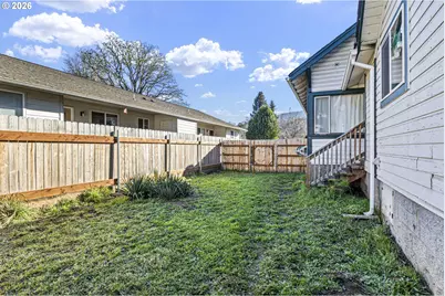 430 Division Ave, Drain, OR 97435 - Photo 43