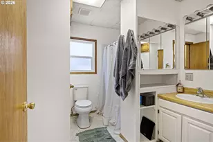 430 Division Ave, Drain, OR 97435 - Photo 33