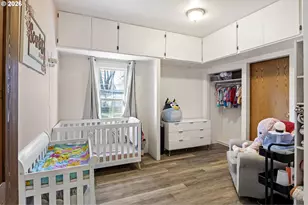 430 Division Ave, Drain, OR 97435 - Photo 27