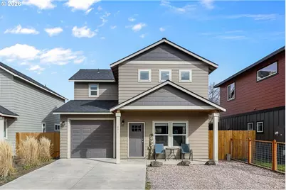 871 NE 6th St, Prineville, OR 97754 - Photo 1