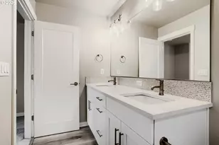 4196 SE Century Blvd, Hillsboro, OR 97123 - Photo 27
