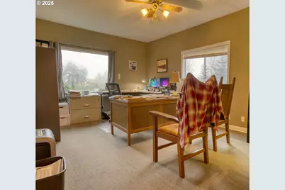 27001 NW Saint Helens Rd, Scappoose, OR 97056 - Photo 11