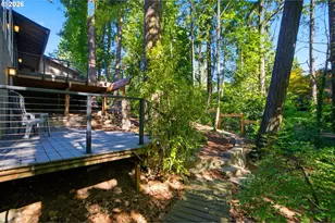 9040 SW 49th Ave, Portland, OR 97219 - Photo 37