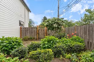 10593 SE 75th Ave, Milwaukie, OR 97222 - Photo 41