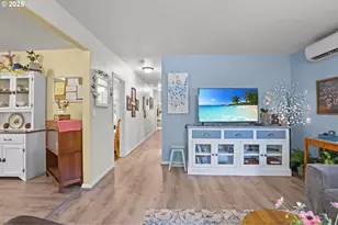 2011 River Loop 1, Eugene, OR 97404 - Photo 39